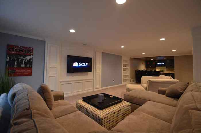 How to decorate a basement family room